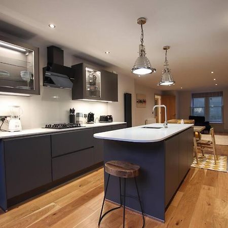 Stylish 2 Bed Home In The Heart Of Clifton Bristol Exterior foto